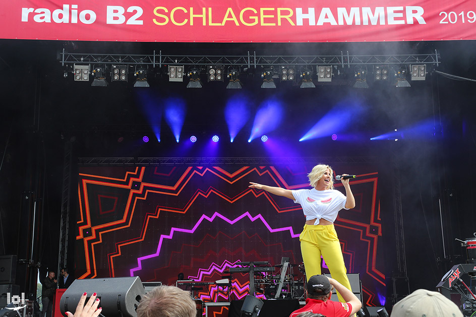 radio B2 SchlagerHammer 2019 / Showact: Beatrice Egli