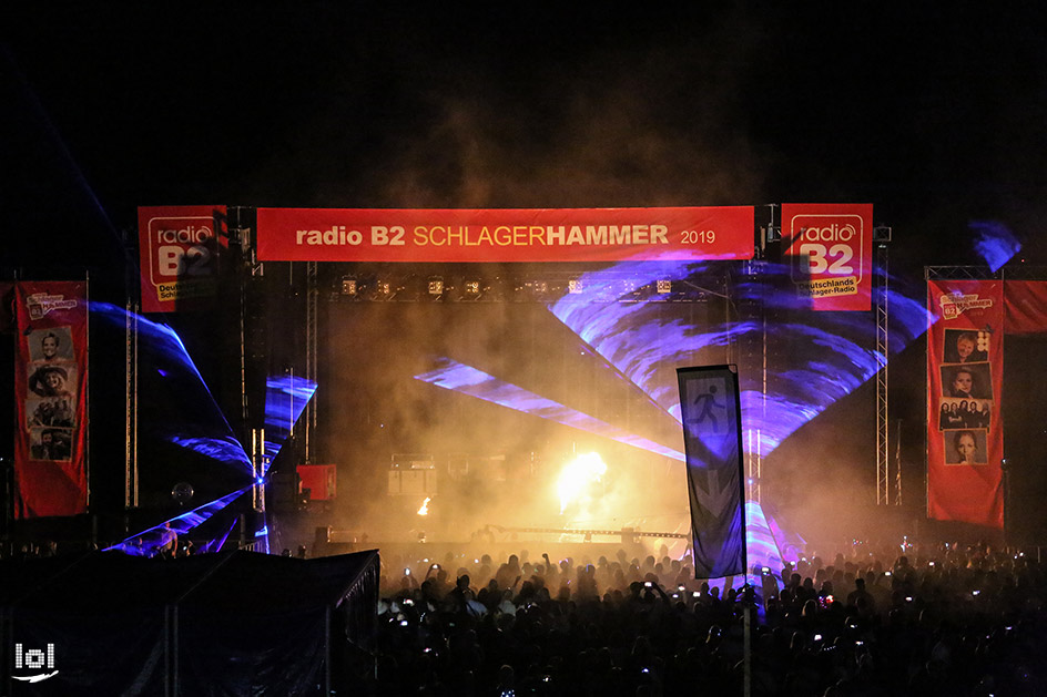 radio B2 SchlagerHammer 2019 / Showact: Feuerwerk & Lasershow