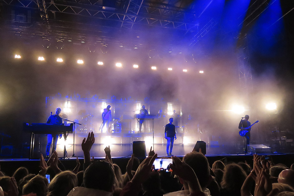 a-ha „Electric Summer 2018“ Tour / Dresden, Fimlnächte am Elbufer