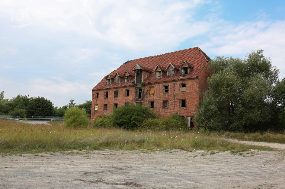 Lost Place: Alte Ruine in Basepohl