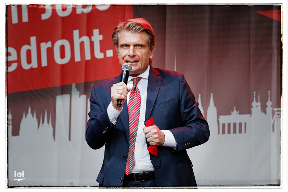 Kundgebung der Veranstaltungsbranche: „ALARMSTUFE ROT“ / Thomas Bareiß, CDU